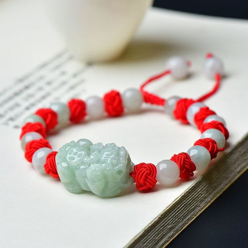 Natural Burmese Jadeite Pixiu  - đánh giá và giá Bracelets
